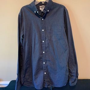 2 men’s dress shirts